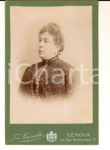 Fotografia d epoca originale 1890 ca GENOVA Ritratto di donna con abito rigato Foto Francesco PONZETTI 9x12 1