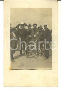 Fotografia d epoca originale 1915 TRIPOLITANIA LIBIA Militari truppe coloniali con finti prigionieri Foto 1