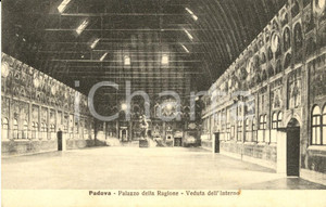 Cartolina originale da collezione 1920 PADOVA Veduta dell interno del Palazzo della RAGIONE Cartolina FP VG 1