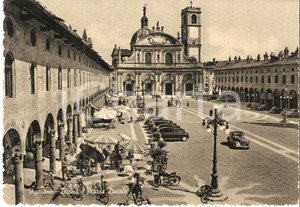Cartolina originale da collezione 1957 VIGEVANO PV Duomo e Piazza Ducale ANIMATA Cartolina FG VG 1