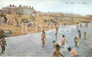 Cartolina originale da collezione 1953 BRAY IRLANDA Spiaggia  Bambini giocano in mare Cartolina postale FP NV 1