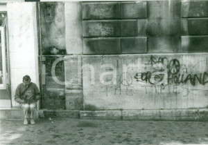Fotografia d epoca originale 1993 BISCHHEIM F Graffiti e disoccupazione in periferia Fotografia 1