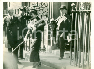 Fotografia d epoca originale 1937 LONDON Primo Ministro Stanley BALDWIN parte per CHEQUERS Fotografia 1