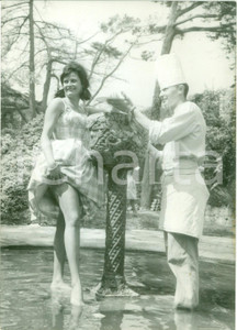 Fotografia d epoca originale 1960 CANNES F Attrice MichÃ¨le PERELLO maliziosa al Festival Fotografia 1