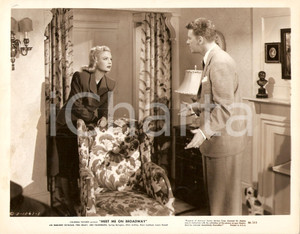 Fotografia d epoca originale 1946 MEET ME ON BROADWAY Marjorie REYNOLDS Fred BRADY Litigio Foto di scena 1