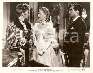 Fotografia d epoca originale 1952 AARON SLICK FROM PUNKIN CRICK Dinah SHORE Adele JERGENS al telefono Foto 1