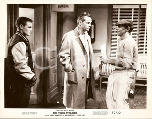 Fotografia d epoca originale 1957 YOUNG STRANGER James MACARTHUR James DALY Jack MULLANEY Foto di scena 1