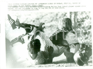 Fotografia d epoca originale 1976 DENVER USA BASEBALL Giocatore MULLEN HIGH SCHOOL su Alice MAHLER Foto 1