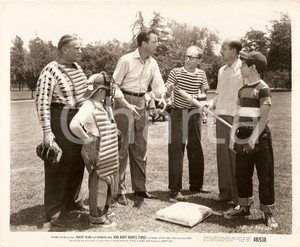 Fotografia d epoca originale 1949 AND BABY MAKES THREE Robert YOUNG Partita Baseball Regia Henry LEVIN Foto 1