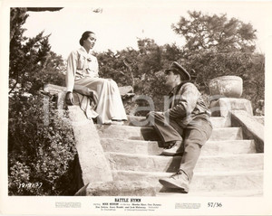 Fotografia d epoca originale 1957 BATTLE HYMN Rock HUDONS dichiara il suo amore ad Anna KASHFI Foto 25x20 cm 1