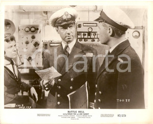 Fotografia d epoca originale 1957 BATTLE HELL Richard TODD in sala macchine Regia di Michael ANDERSON Foto 1