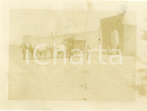 Fotografia d epoca originale 1894 ALGER ALGERIE Un caravanserraglio alla porta della cittÃ  Foto cm 12 x 9 1
