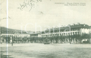 Cartolina originale da collezione 1929 PINEROLO TO Piazza Vittorio Veneto Sottoprefettura Cartolina FP VG 1