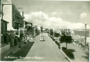 Cartolina originale da collezione 1956 CATTOLICA RN Veduta del lungomare e pensioni Cartolina FG VG 1