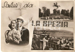 Cartolina originale da collezione 1956 LA SPEZIA Marinaio abraccia la fidanzata  Monumento a Garibaldi Cartolina 1