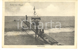 Cartolina originale da collezione 1925 VARAZZE SV Giochi di bambini in spiaggia Cartolina ANIMATA FP VG 1