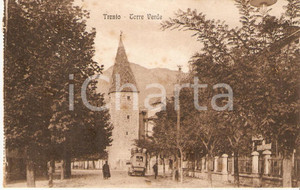 Cartolina originale da collezione 1930 ca TRENTO Furgone davanti a TORRE VERDE Cartolina FP NV 1