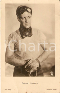 Cartolina originale da collezione 1925 ca CINEMA Attore Ramon NOVARRO in costume da meccanico Cartolina FP NV 1