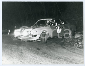 Fotografia d epoca originale 1965 ca JOLLY CLUB Lancia Fulvia CoupÃ© RALLY notturno Foto 1
