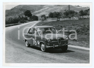Fotografia d epoca originale 1965 ca RALLY Alfa Romeo Giulietta durante una gara JOLLY CLUB Foto 18x13 1