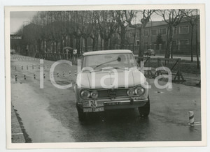 Fotografia d epoca originale 1960 ca MILANO SANREMO Trofeo Davide CAMPARI Alfa Romeo Giulia 1300 JOLLY CLUB 1