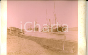 Fotografia d epoca originale 1890 ca SUEZ EGYPTE Vue du canal avec des bateaux Photo Adelphoi ZANGAKI 34x22 1