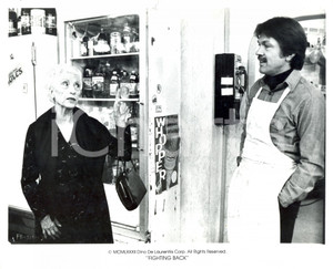 Fotografia d epoca originale 1982 FIGHTING BACK Tom SKERRITT in his shop in PHILADELPHIA Movie Lewis TEAGUE 1