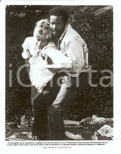 Fotografia d epoca originale 1981 CINEMA  UNIVERSAL STUDIO Man rescues a woman USA Photo 20x25 cm 1