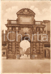 Cartolina originale da collezione 1936 FAENZA RA Veduta di Porta Imolese  Insegna liquore STREGA Cartolina FG 1