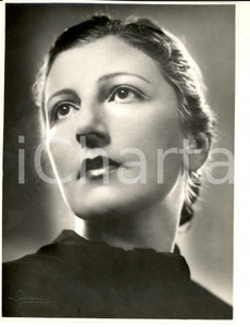 Fotografia d epoca originale 1940 ca ROMA Ritratto della ballerina Tusnelda RISSO Foto LUXARDO 18x24 1