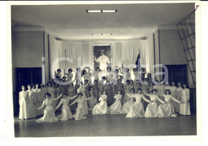 Fotografia d epoca originale 1940 ca ROMA Scuola danza di Tusnelda RISSO  Coreografia in istituto religioso 1