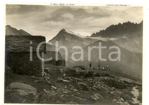 Fotografia d epoca originale 1922 VALLE D AOSTA Escursionisti con il MONT GELE  e il MORION Foto VINTAGE 1