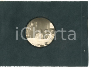 Fotografia d epoca originale 1920 GRIGNE  Escursionisti in un rifugio ai Torrioni Magnaghi Foto VINTAGE 1