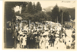 Fotografia d epoca originale 1917 SAN MAURIZIO / BRUNATE Gita per profughi e figli di richiamati  Foto 14x10 1