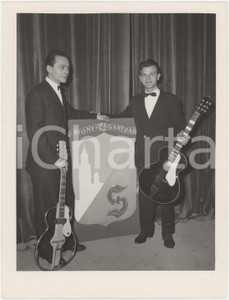 Fotografia d epoca originale 1950 ca SARONNO VA Musicisti al RIONE SANTUARIO  Foto 18x24 cm 1