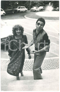 Fotografia d epoca originale 1975 COSTUME ITALIA Orietta BERTI incinta con Osvaldo PATERLINI 4  Foto 1
