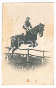 Autografo originale 1920 ca ITALIA IPPICA  Fantino al salto  Foto cartolina 9x14 cm 1