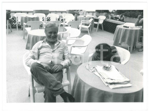 Fotografia d epoca originale 1983 VENEZIA Mostra del Cinema Luciano DE CRESCENZO Lorella MORLOTTI  Foto 4 1