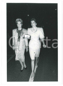 Fotografia d epoca originale 1985 ca VENEZIA Mostra del Cinema  Giovanna MASSOBRIO Ania PIERONI  Foto 1 1