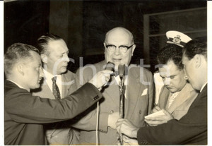 Fotografia d epoca originale 1958 ROMA Segretario NATO PaulHenri SPAAK dopo l  incontro con FANFANI Foto 1
