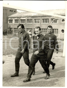 Fotografia d epoca originale 1963 MONDOVI  Ritiro GENOA Mauro BICICLI Giampaolo PIACERI Gastone BEAN Foto 1