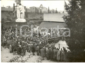 Fotografia d epoca originale 1958 ROMA Commemorazione della strage delle FOSSE ARDEATINE Foto 18x13 1