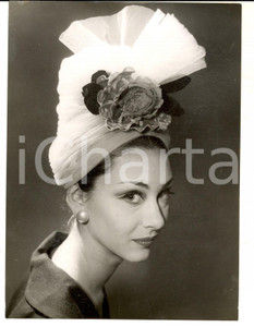Fotografia d epoca originale 1960 LONDON FASHION Collection GINA DAVIES  Hat turban sikh Photo 14x18 1