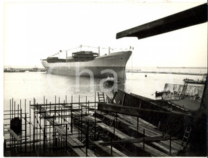 Fotografia d epoca originale 1958 SESTRI PONENTE GE Varo della motonave SICILMOTOR  Foto 24x18 cm 1