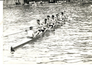 Fotografia d epoca originale 1961 TORINO Regata Centenario UNITA  D ITALIA Il gruppo CORAZZIERI ROMA  Foto 1