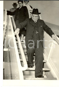 Fotografia d epoca originale 1953 ROMA CIAMPINO Daniel MALAN in Italia dopo l incoronazione di Elisabetta II 1