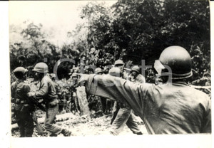 Fotografia d epoca originale 1962 GUERRA DEL VIETNAM Caccia ai ribelli nella zona dei vietcong Foto 1