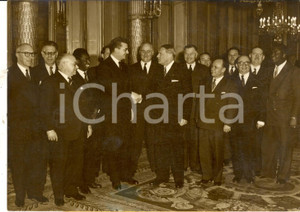 1957 PARIS ELYSEE René COTY accueille Félix GAILLARD et les sécretaires d'Etat