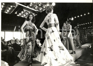 Fotografia d epoca originale 1973 MILANO Hotel HILTON Moda primaveraestate  Abiti da sera Foto 18x13 1