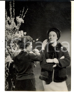 Fotografia d epoca originale 1961 CINEMA Modella BETTINA interpreta se stessa in Femmes de Paris Foto 14x18 1